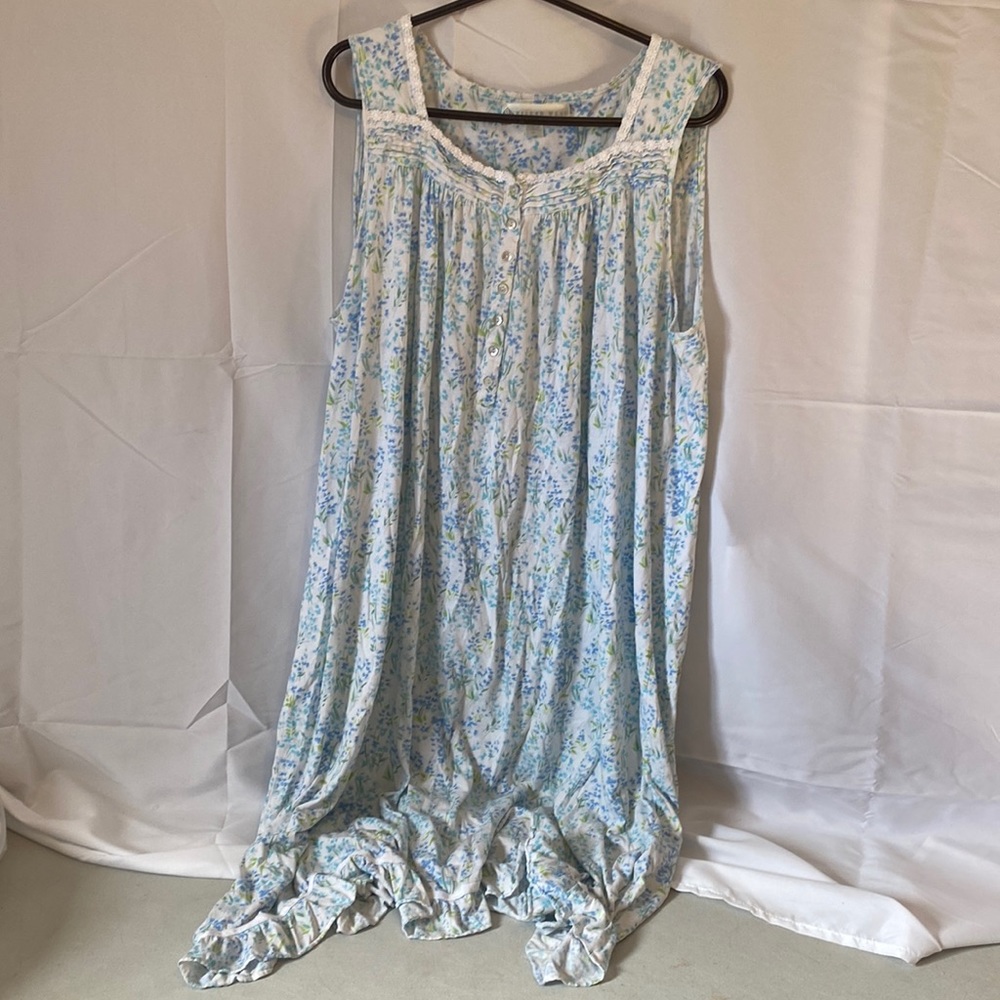 EILEEN WEST vintage night gown size XL